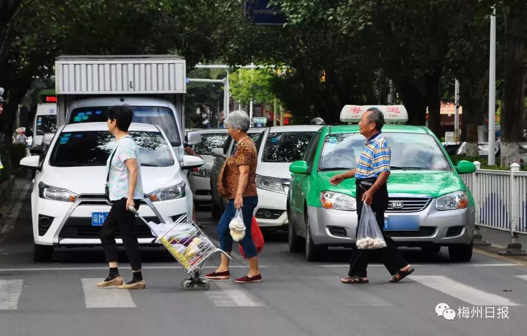 感受到变化,感受身边的风景