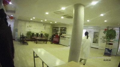 义乌一节俭老人连哄带吓6年竟花30多万买保健品！