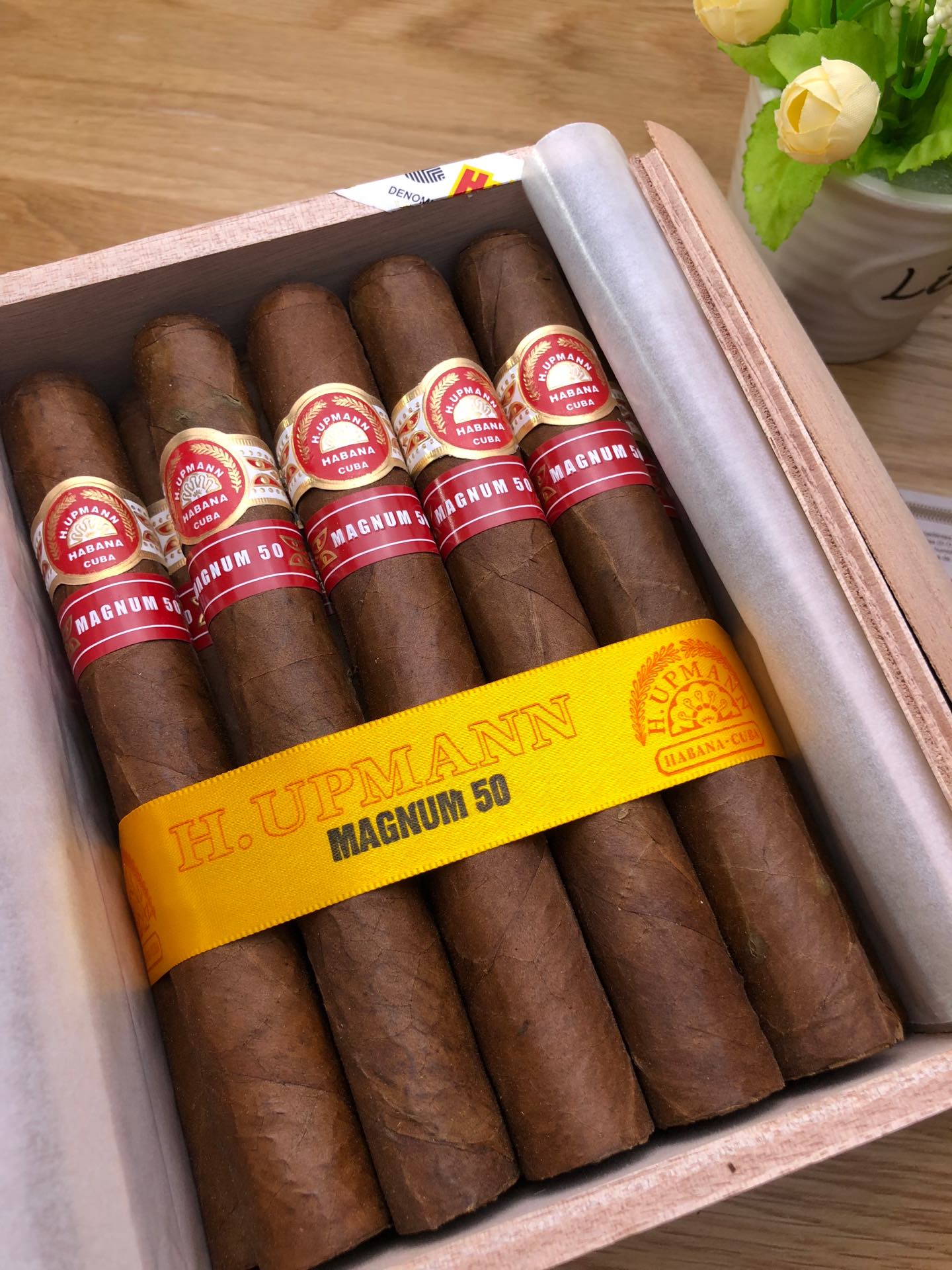 尾牙同事聚餐,同事年终尾牙小聚会