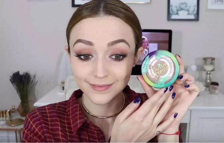 张柏芝是怎么化妆的,张柏芝化妆和不化妆的区别