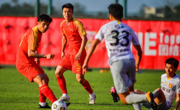 涓浗鐢疯冻鎵惧噯闂绐佺牬瓒崇悆鐡堕,鐢疯冻閲嶆尟闆勯甯屾湜浠嶅瓨