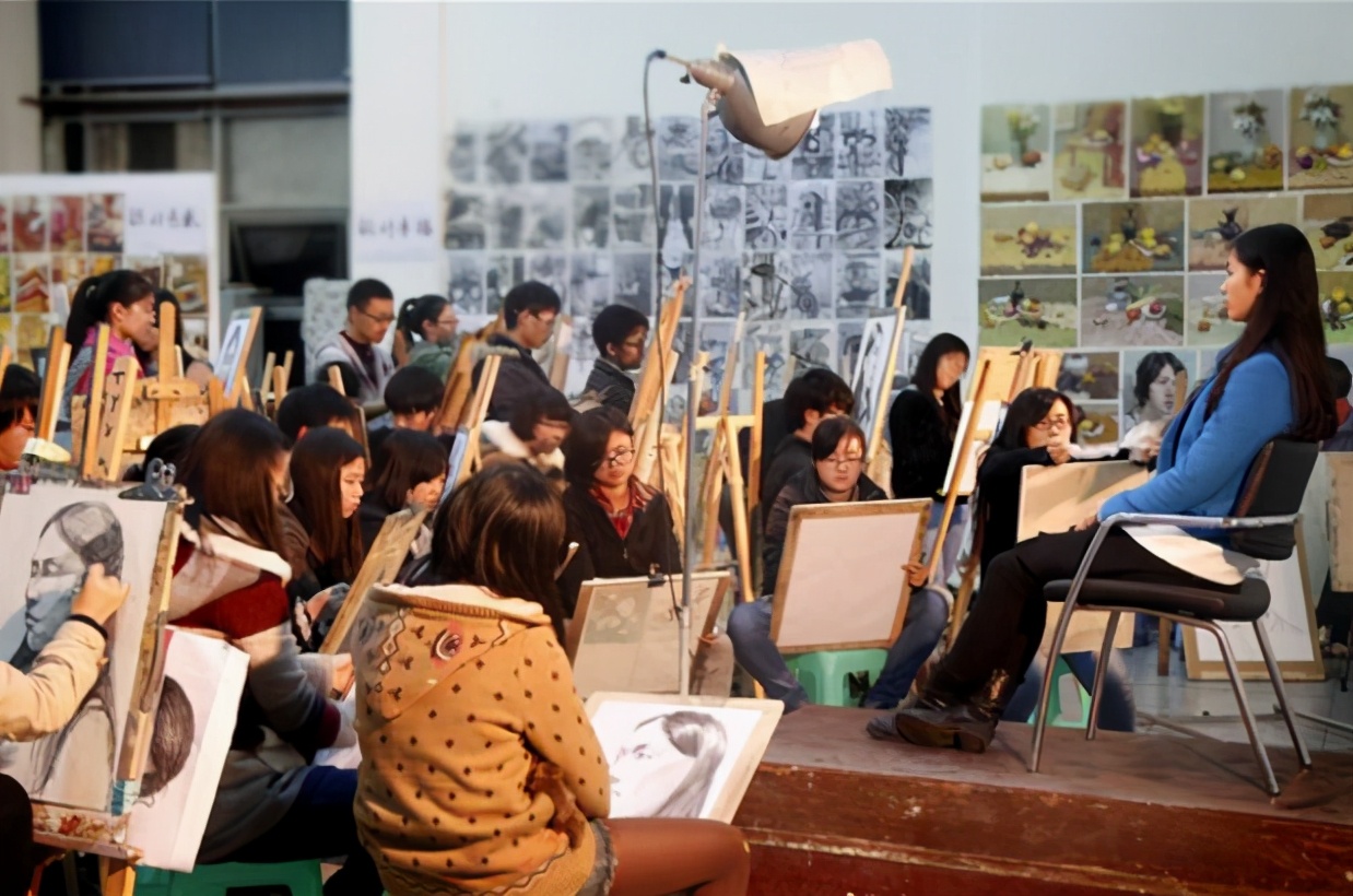 国内美术学“最顶尖”的4所综合大学，清华居榜首，南师仅排第4