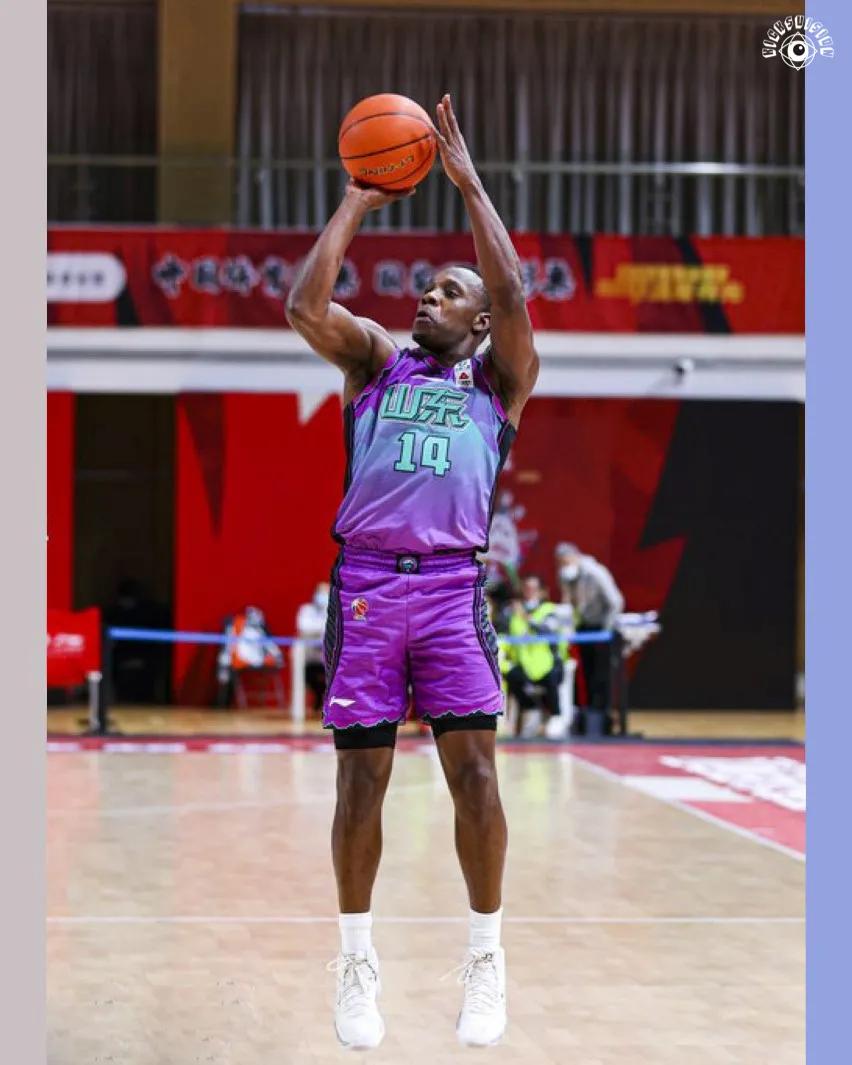 韦德上脚球鞋全城9,韦德之道全城9无眠配色