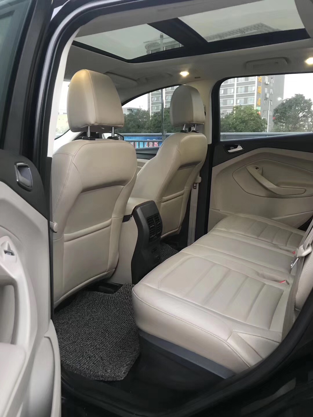 性价比很高的准新车美系SUV翼虎