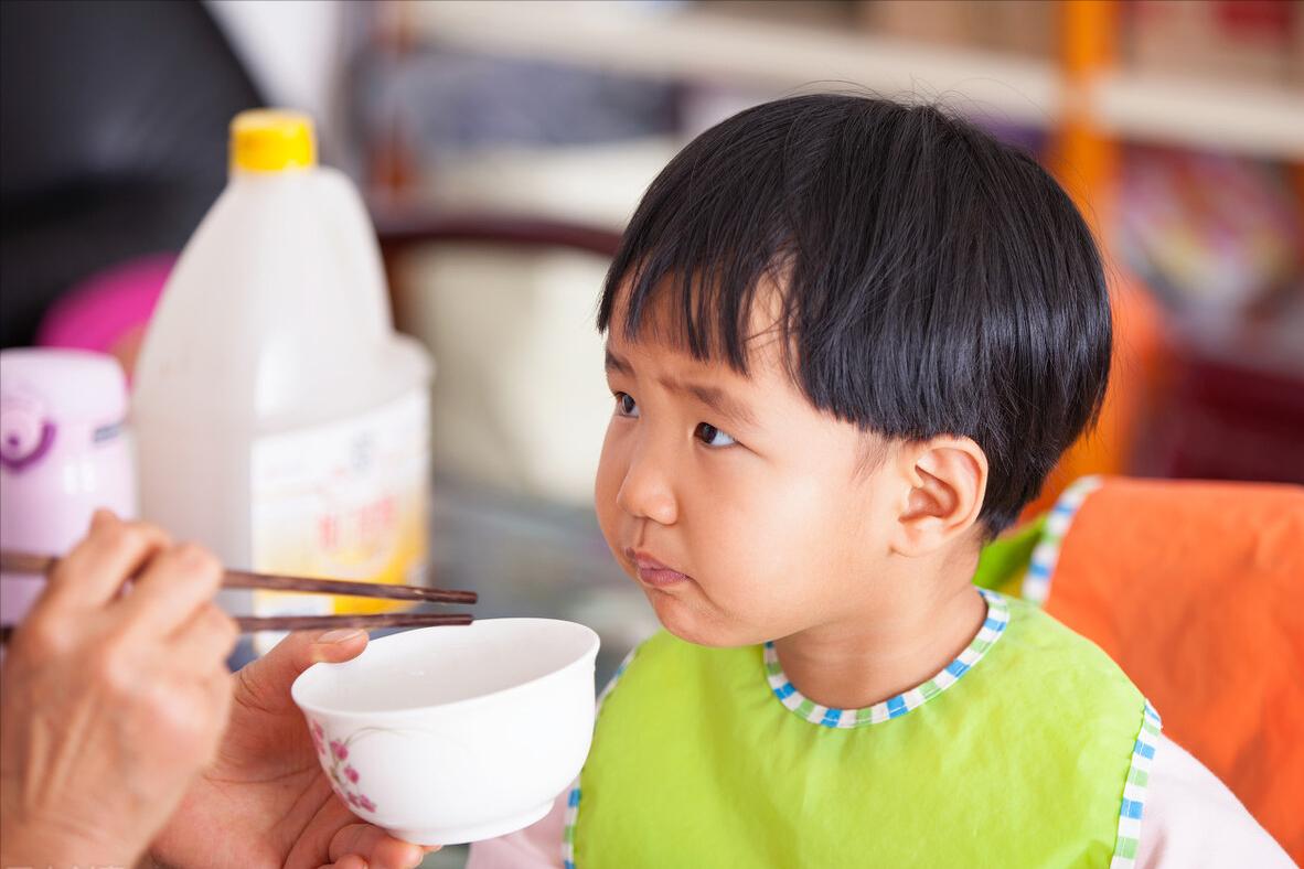 2至3岁宝宝不好好吃饭怎么办,宝宝不好好吃饭该怎么给孩子说