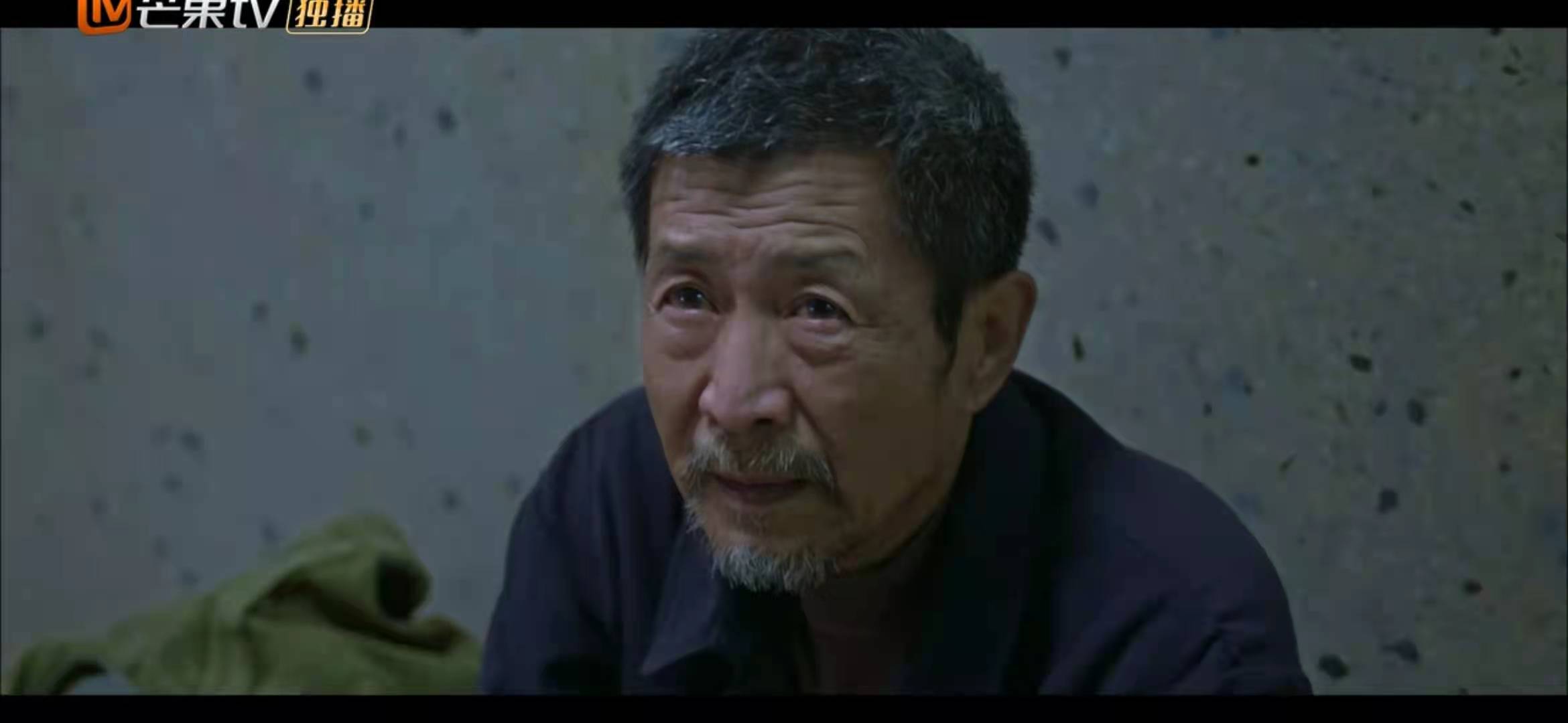 余男谎言真探一共多少集,谎言真探余男和朱世豪在酒吧聊天