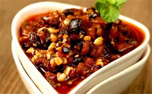 在家自制香菇酱,自制香菇酱味道一绝