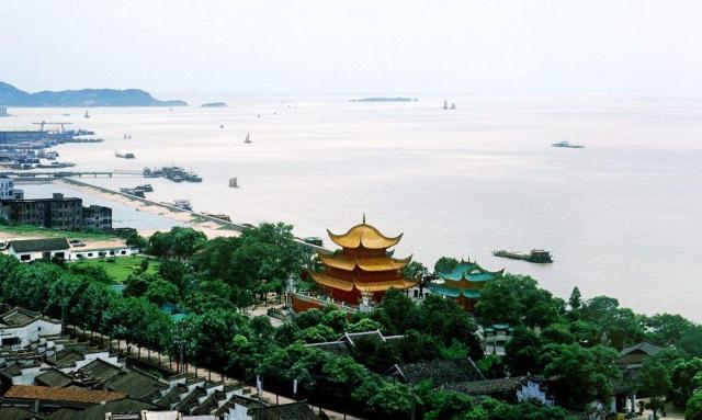 湖南岳阳市市中心地位在哪,湖南岳阳地位