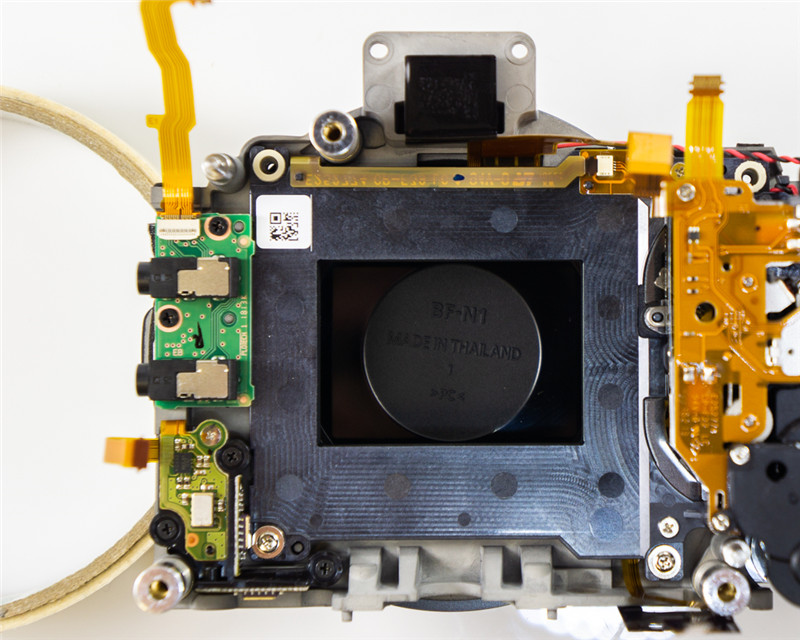 拆解维修泡过水的尼康z7相机,尼康z7拆机版是什么