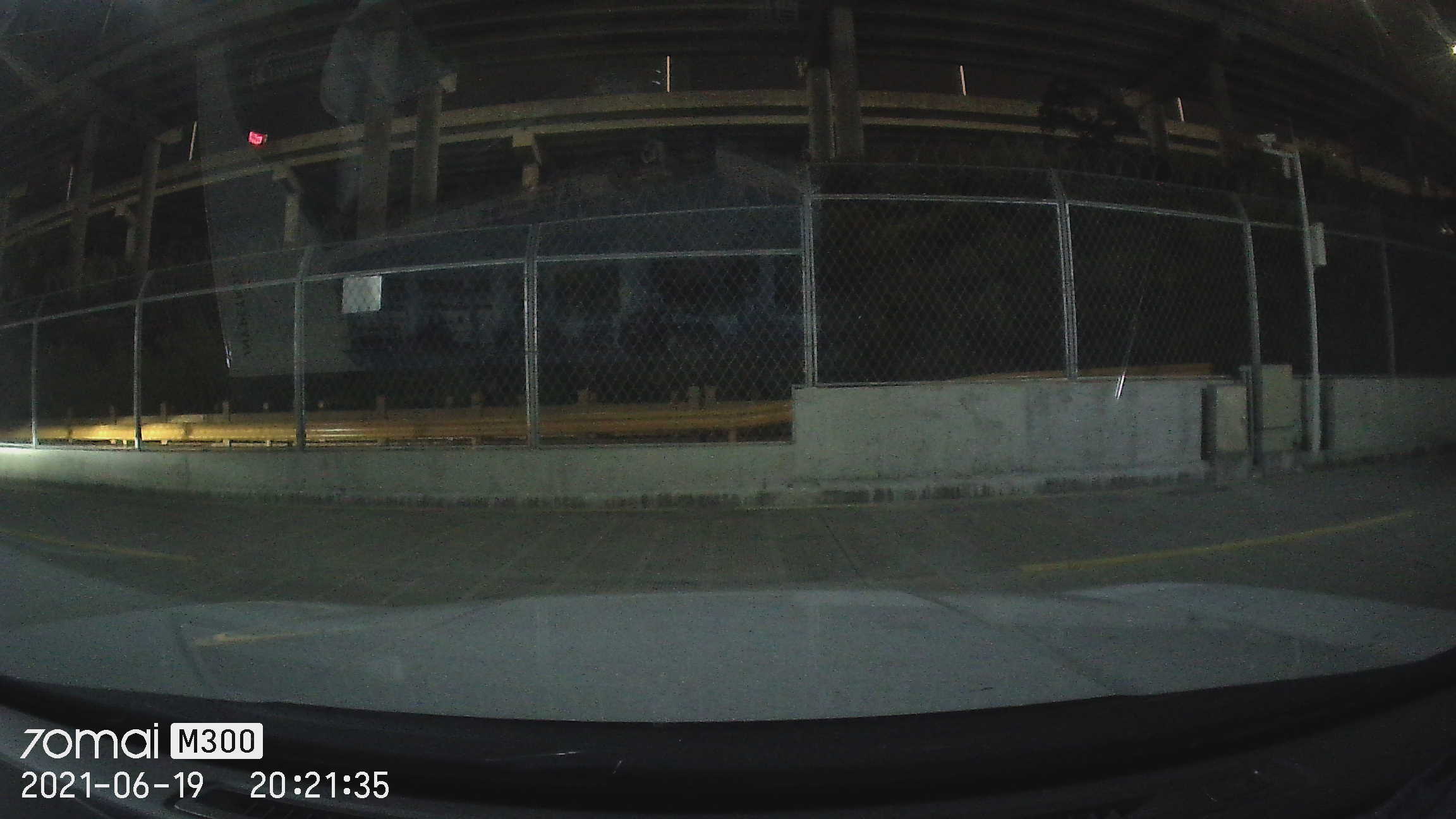 70迈智能记录仪m300说明书,70迈智能记录仪m500和m300哪个好