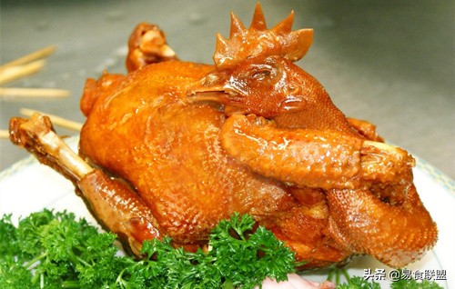 我国各大菜系中最负盛名的菜系,中国八大菜系的特色和典型菜肴