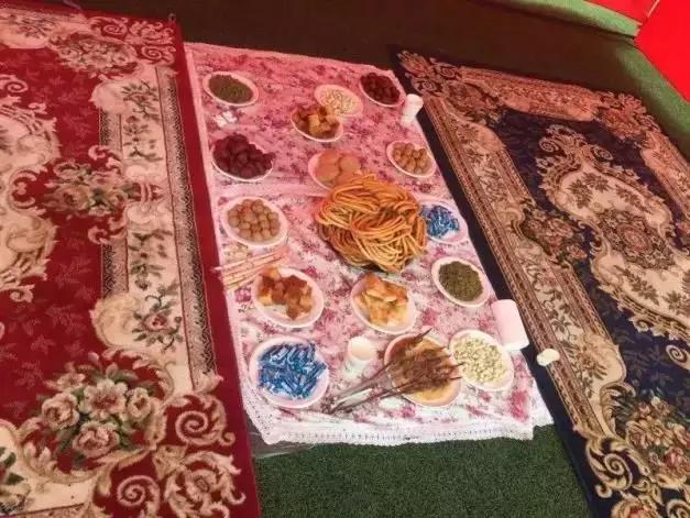 武汉最美大学中南民族大学,武汉文艺学校