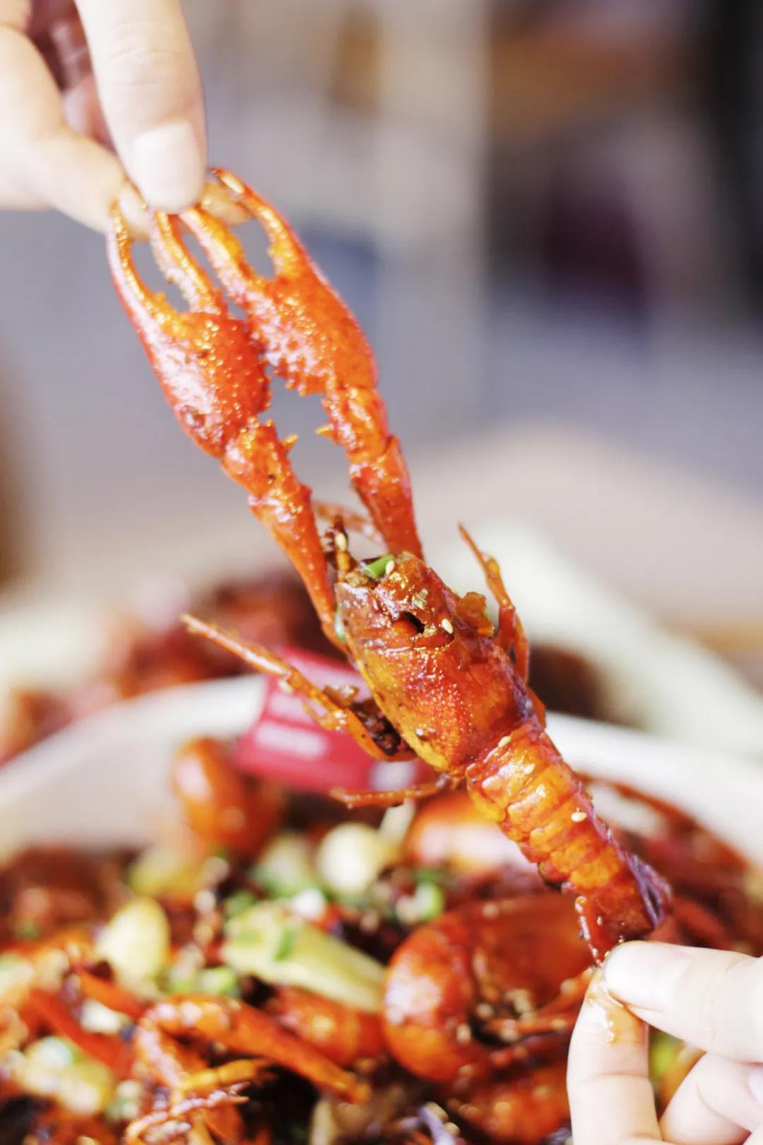 靓靓蒸虾西安老城根价格,靓靓蒸虾哪个店最值得去