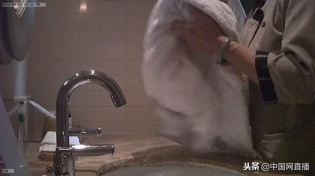 五星级酒店毛巾擦水事件,酒店擦马桶布擦杯子回应