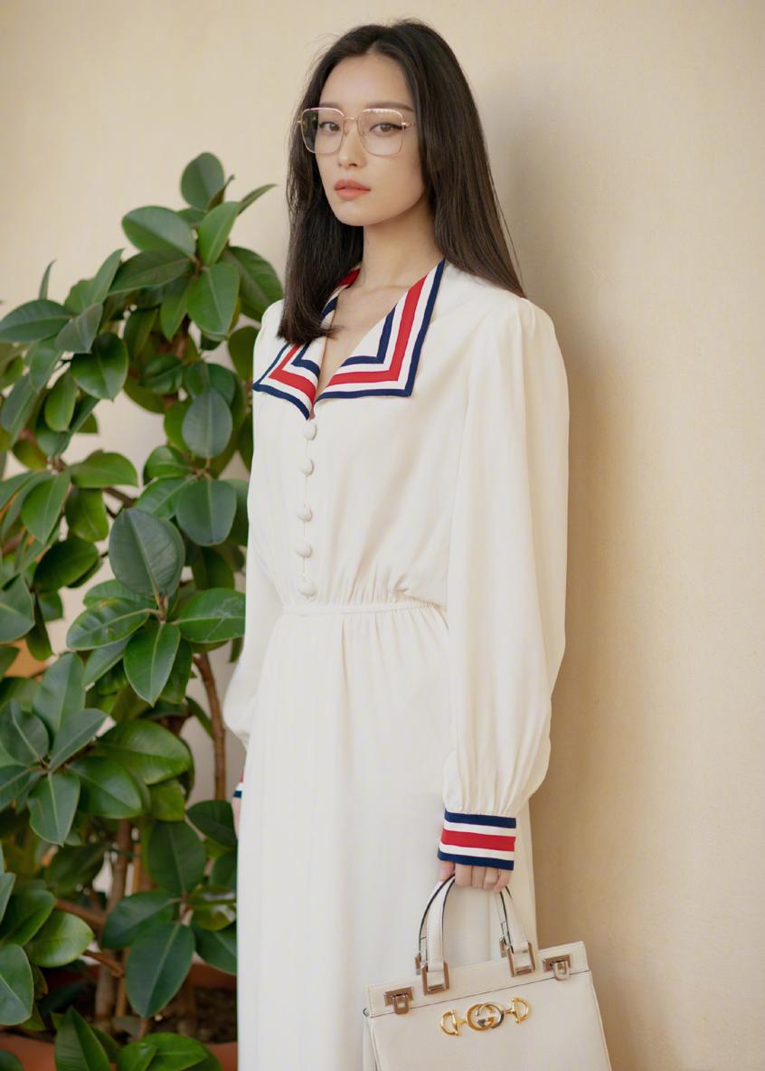 方脸比网红脸好看,网红脸out了今年流行高级方脸