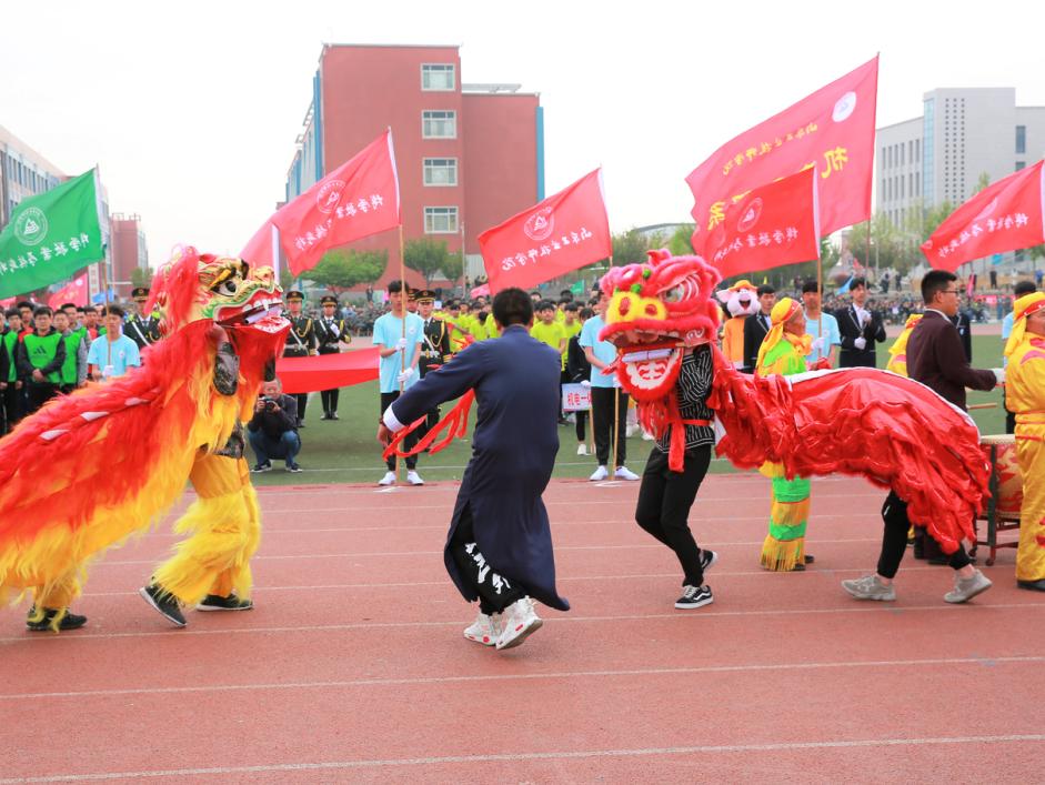 山东工业技师学院一年多少钱,山东工业技师学院2023招生简章