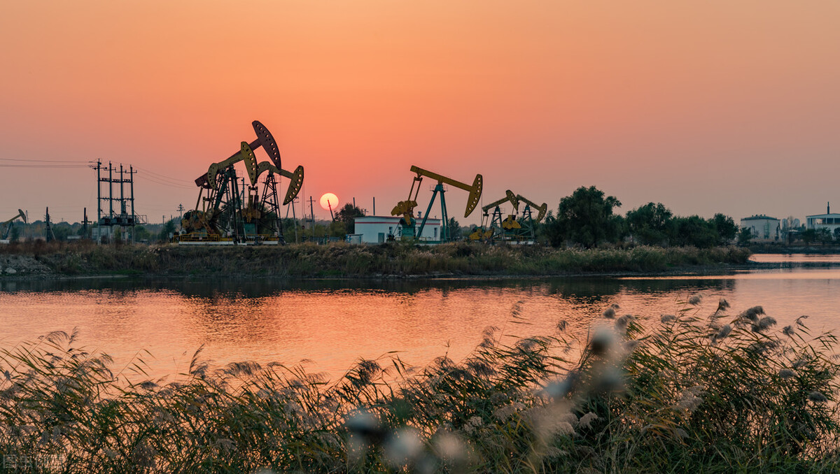 辞职创业一年赚千万,辞职创业如何赚钱快