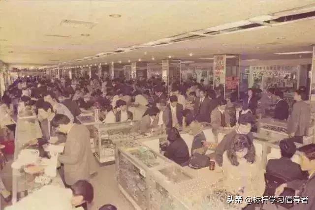 华强北山寨旧址,华强北靠山寨手机起家