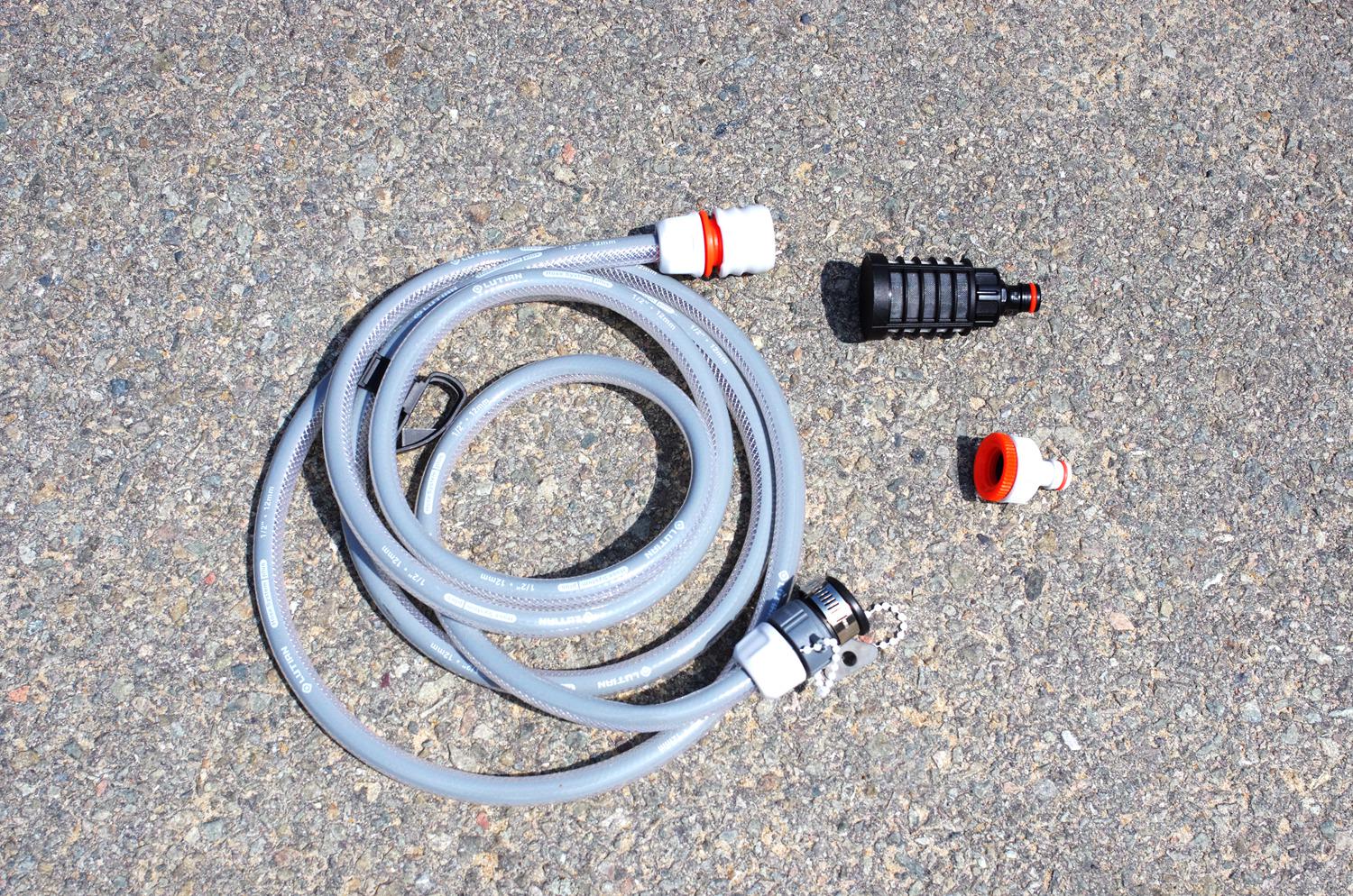 汽车布座椅有污渍怎么清洗,白色汽车上有黑色污渍怎么清洗