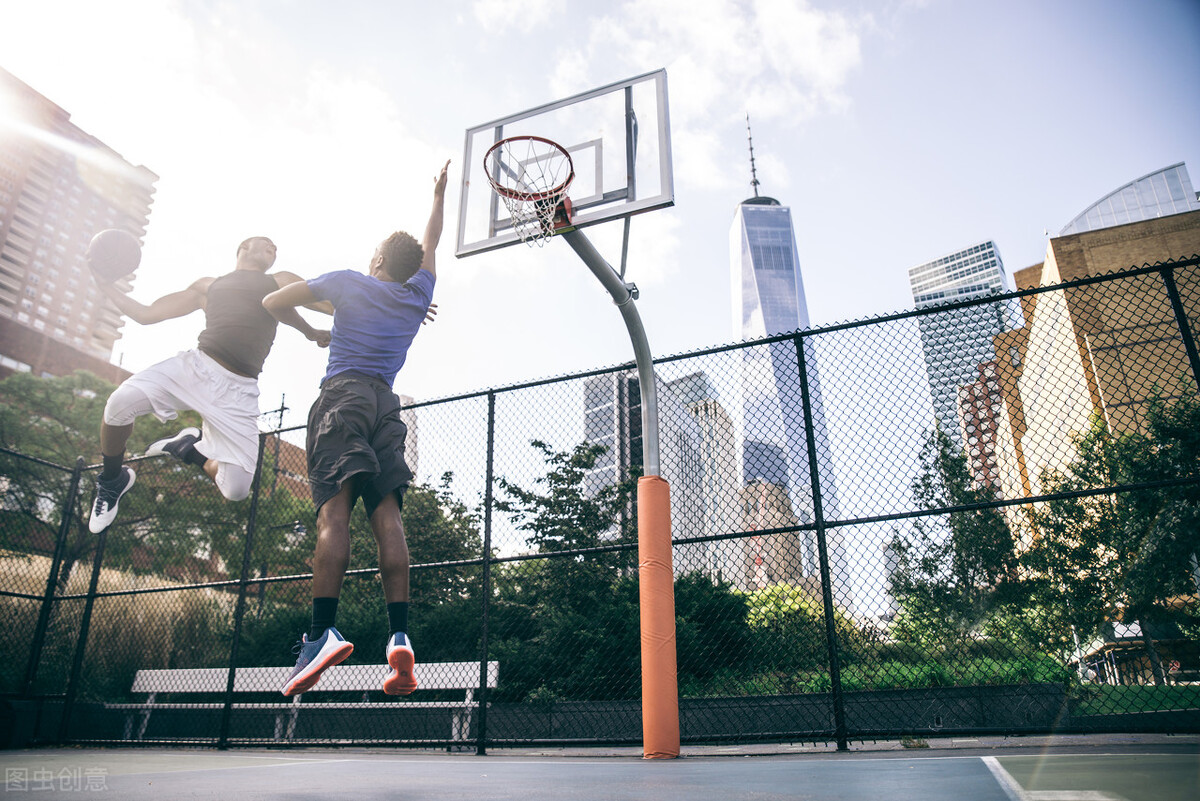 绡悆鍦轰笂鎵撶悆鍙椾激璐ｄ换鍒嗛厤,鍋ヨ韩鎴垮彈浼ょ殑璐ｄ换鍒嗛厤