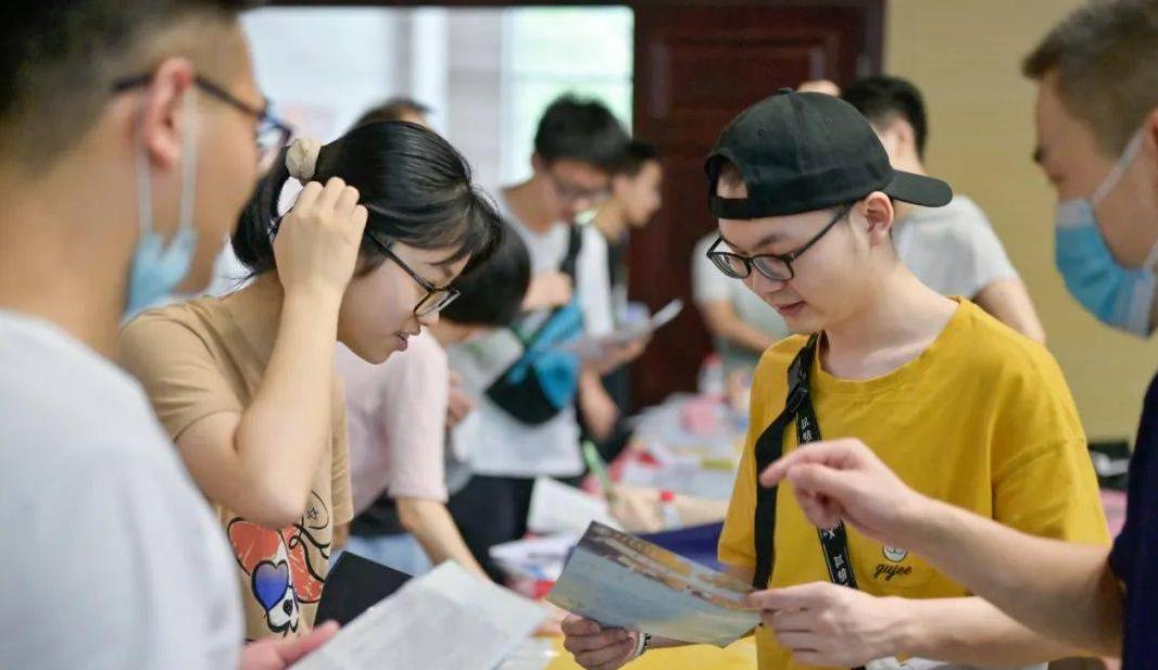 大专院校单招和统招有什么区别,江西大专单招与统招哪个好