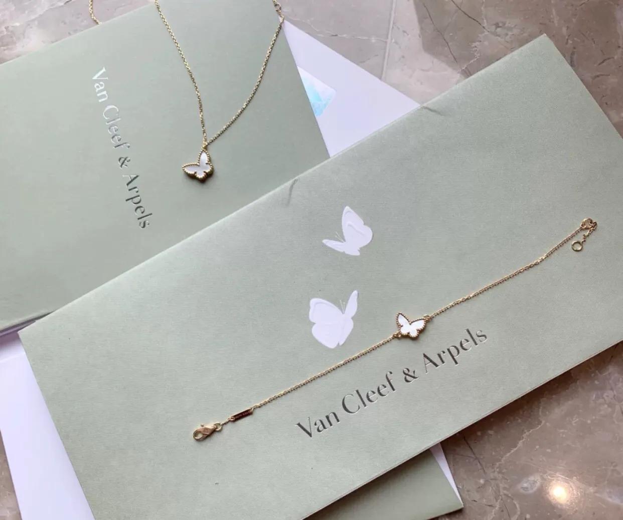 一条梵克雅宝的四叶草项链报价,白贝母项链梵克雅宝价格表