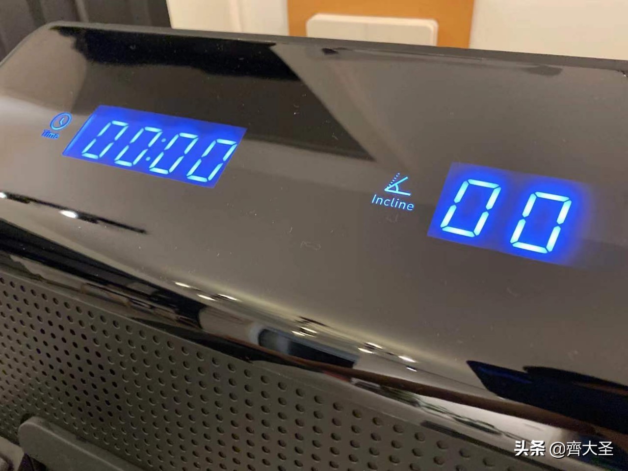 跑步机如何选择合适,跑步机如何选择合适的