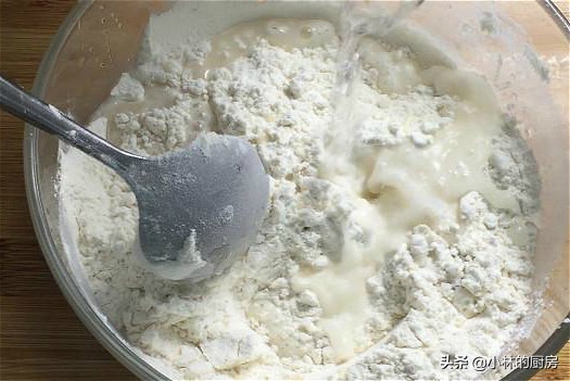 电饼铛烙饼总是很干什么原因,电饼铛烙饼不硬的窍门