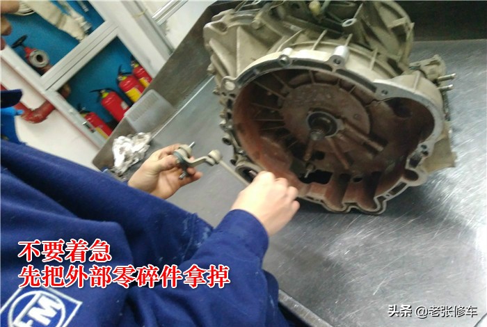 帝豪cvt无级变速箱故障怎么办,吉利帝豪CVT变速箱维修