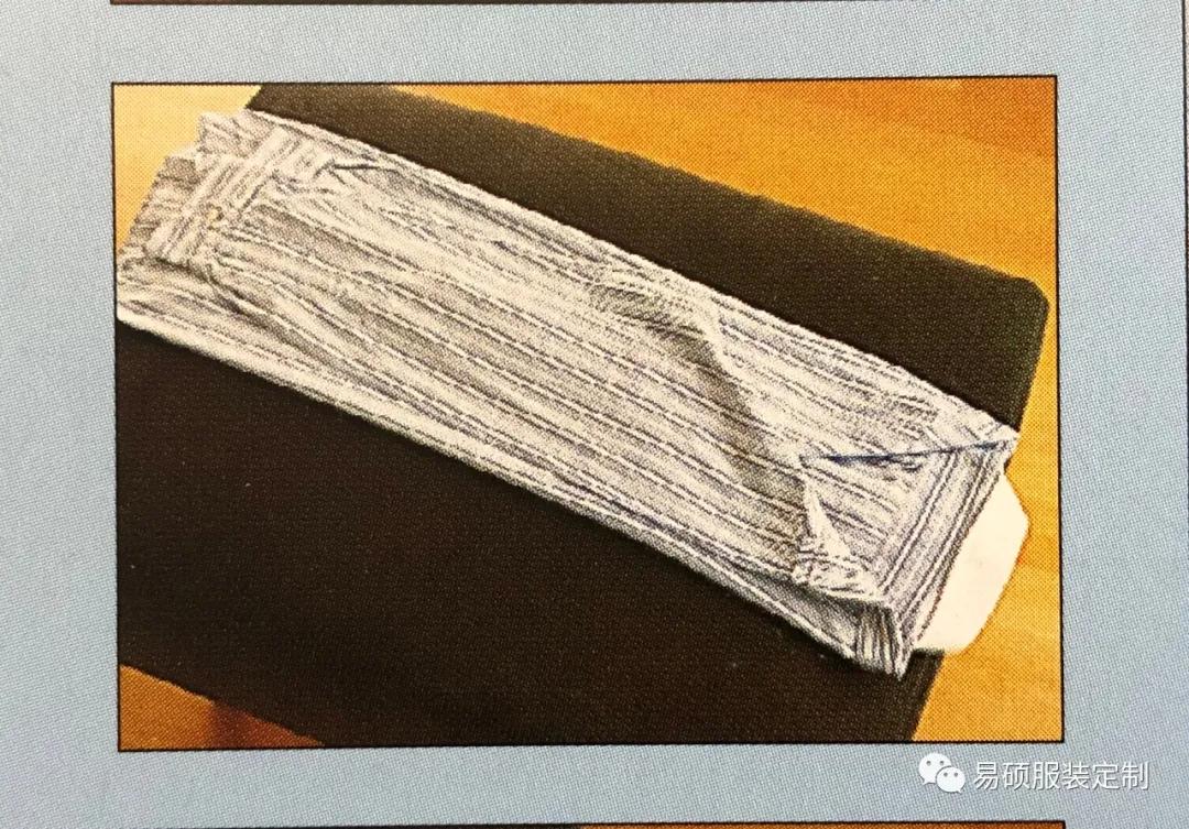 衬衫的叠法不褶皱,短袖的叠法