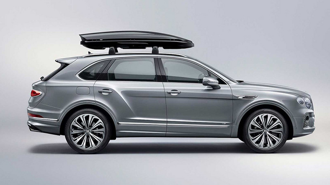 宾利添越2022新款几个选装包,宾利添越2021选装三块大屏