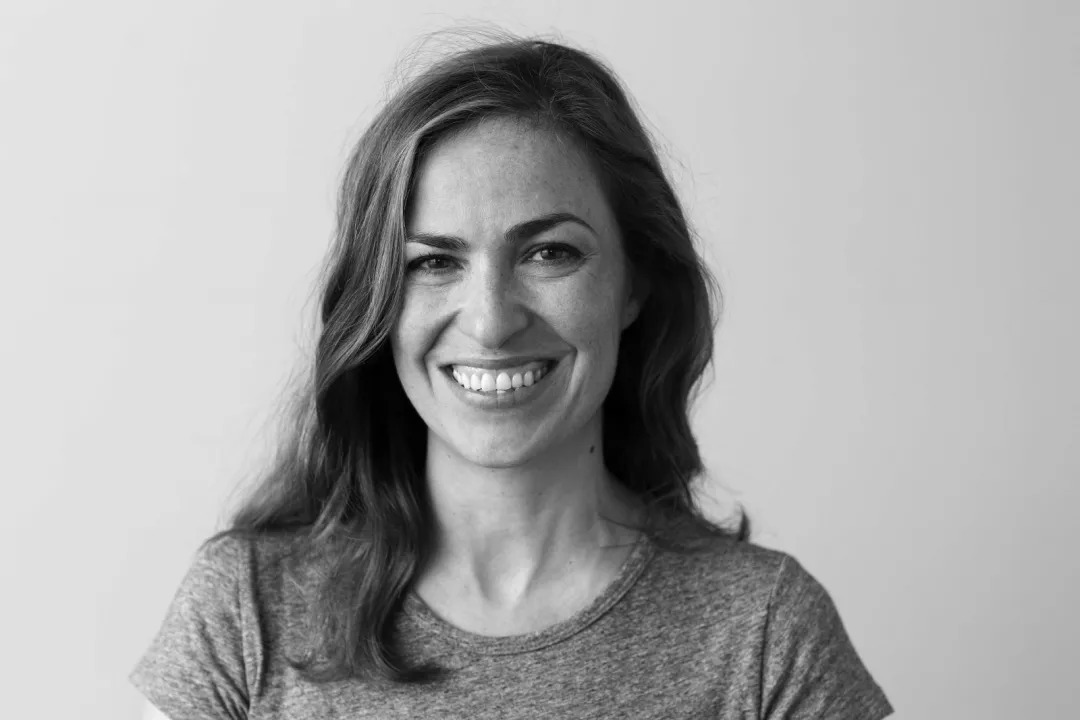 苹果弃女丽萨:不被乔布斯承认的长女,父亲临死前还羞辱她像厕所