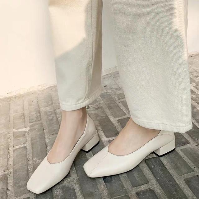 好看显脚小的小皮鞋,好看又好穿的小皮鞋软底软面