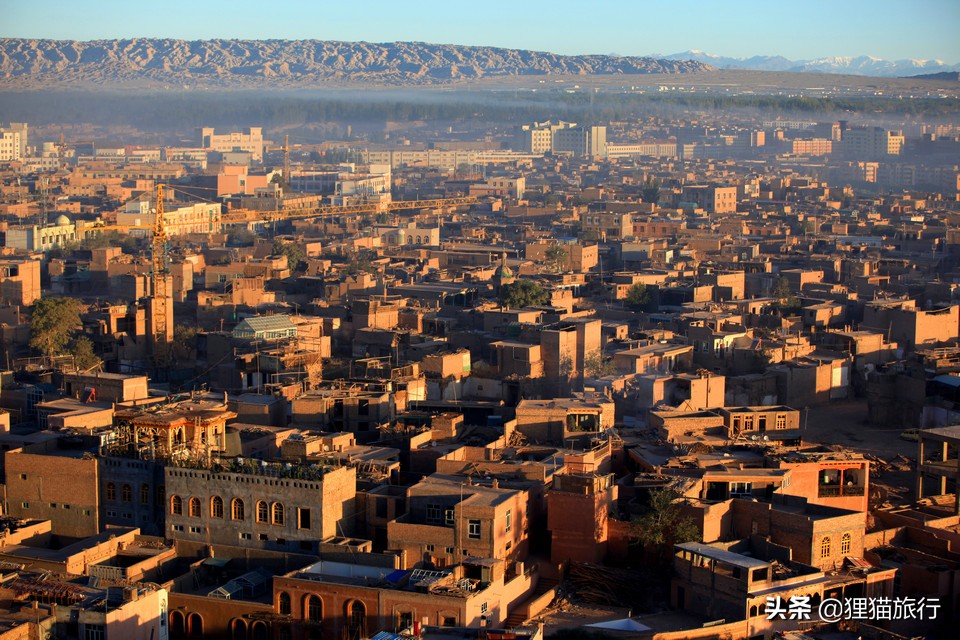 喀什噶尔古城开城仪式,喀什噶尔古城和喀什古城