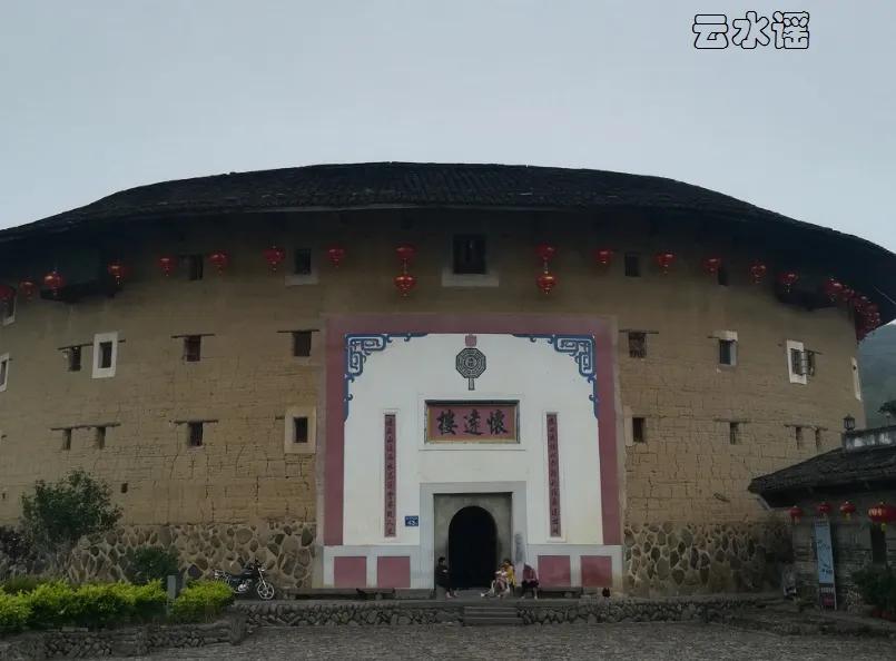 寻梦云水谣，探访福建南靖土楼，漫步厦门大学