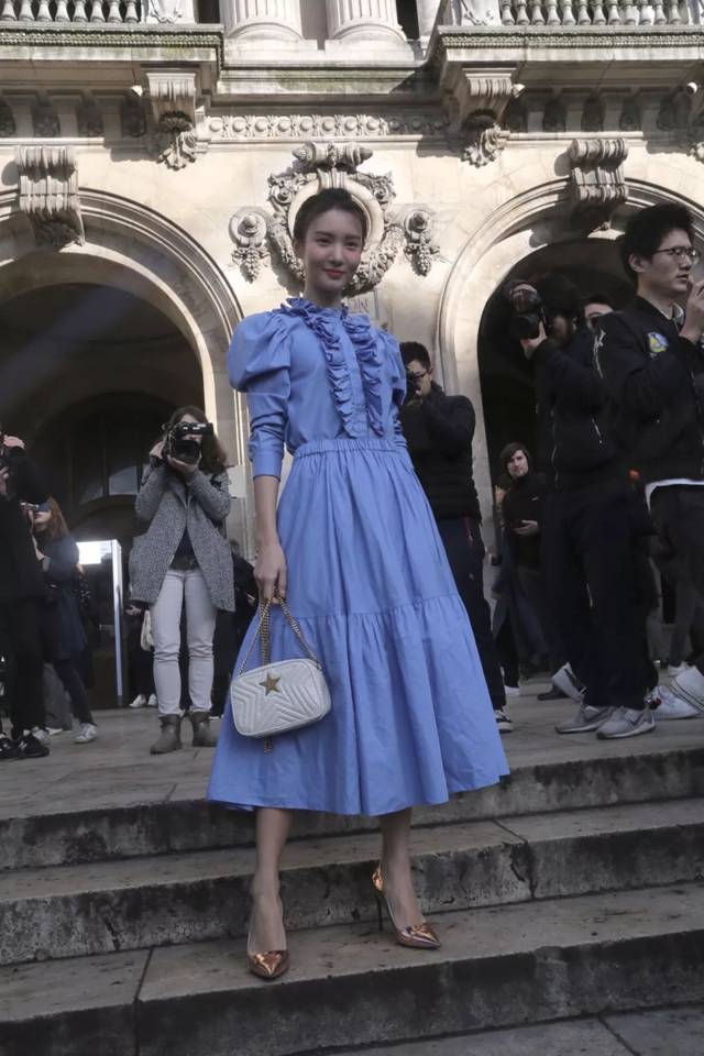 时尚圈刮起环保风,再也不怕衣服有褶皱