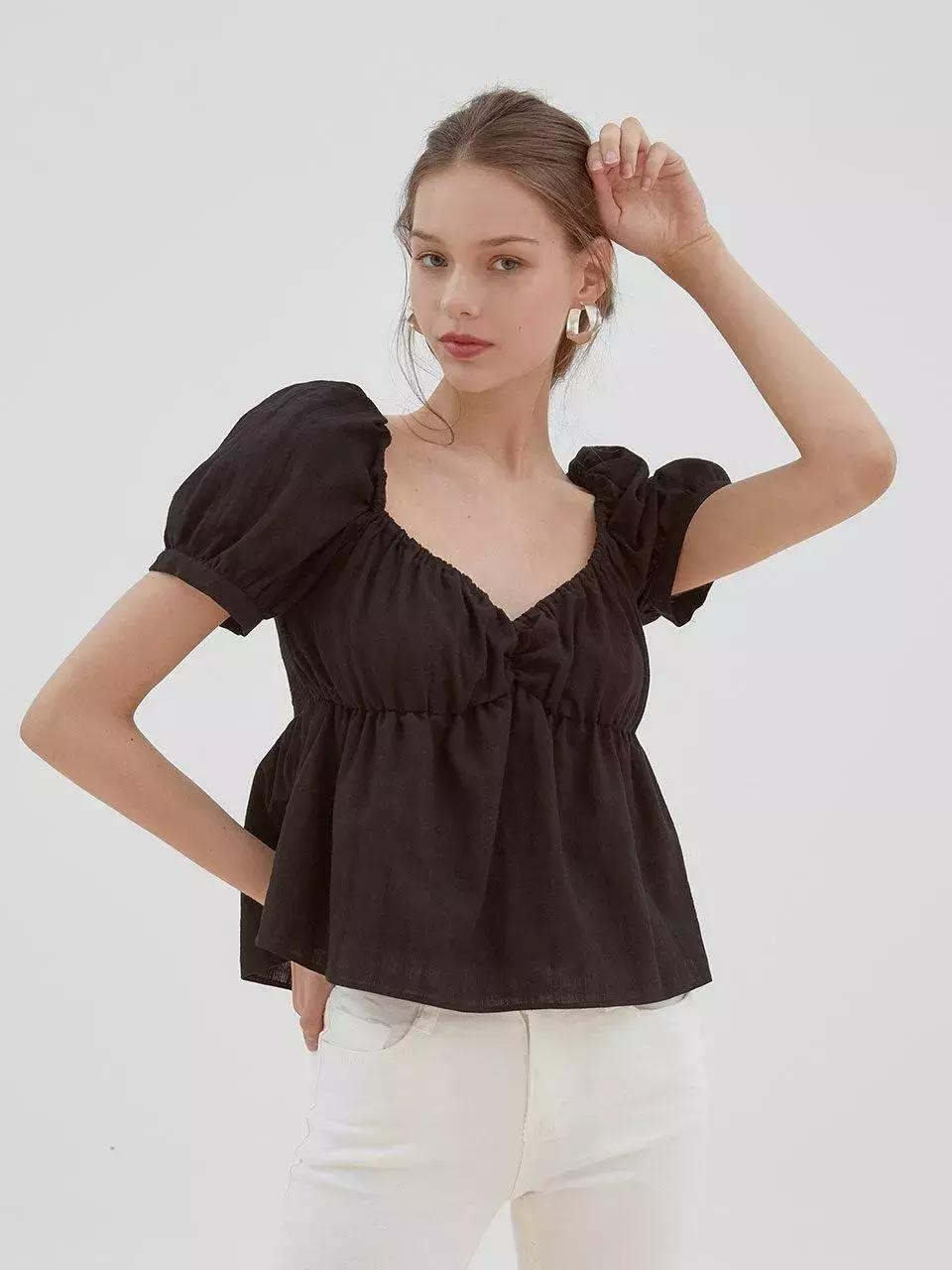 每次穿衣服的时候都觉得难受,瘦了之后穿衣服的感觉真的很舒服