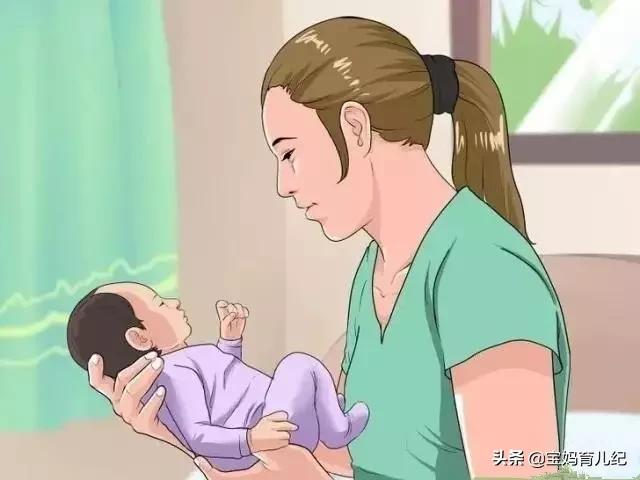 新生儿拍嗝技巧月嫂转三圈,给新生儿拍嗝力度