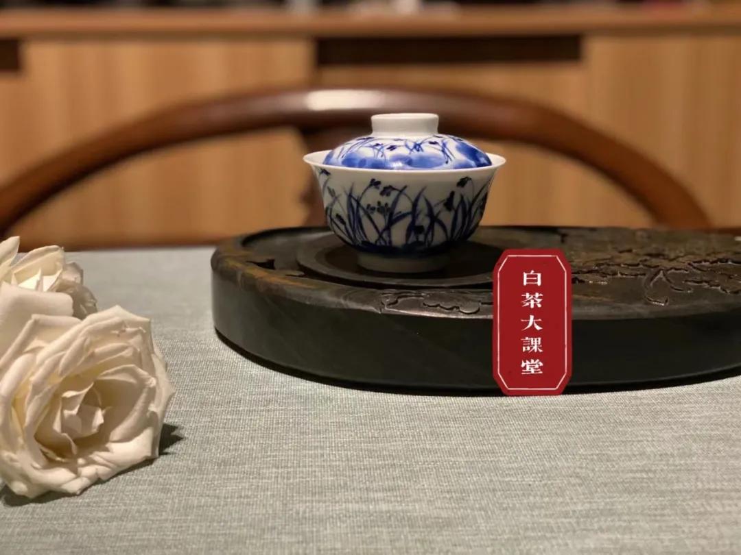 冲泡茶叶应该用什么杯子,冲泡绿茶最佳的茶具