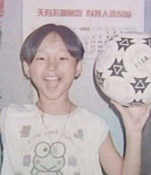 周笔畅勇敢做自己,2005年周笔畅海选视频