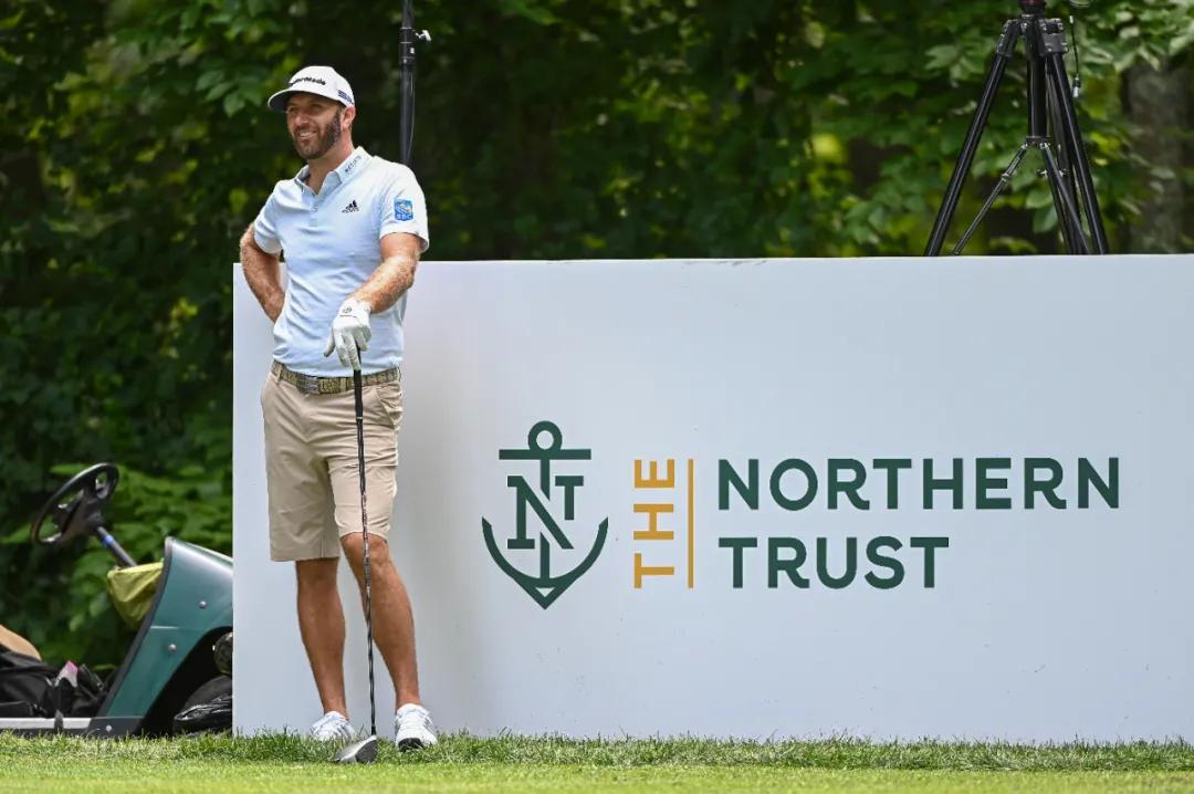 榜首竞争激烈异常!四人-7杆并列领跑!老虎T30张新军T85