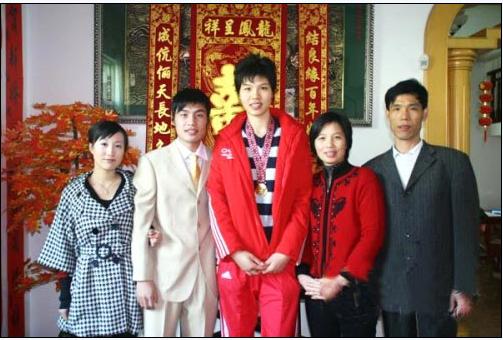 女排宿将徐云丽：母爱泣血催泪，退役后生活状况怎样？