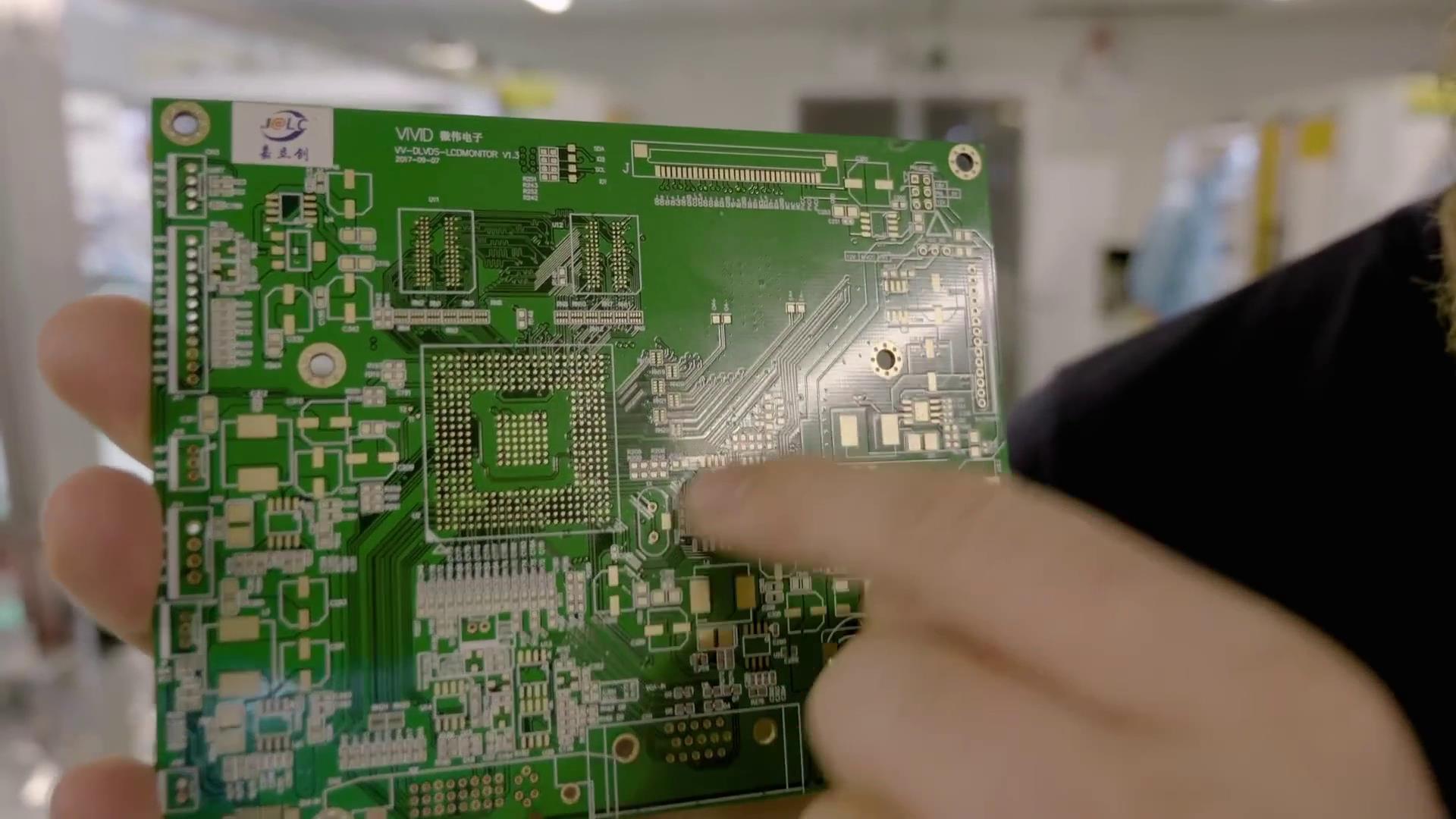 中国电路板供应F35？揭秘国内真实水平，PCB机床和刀具领先世界