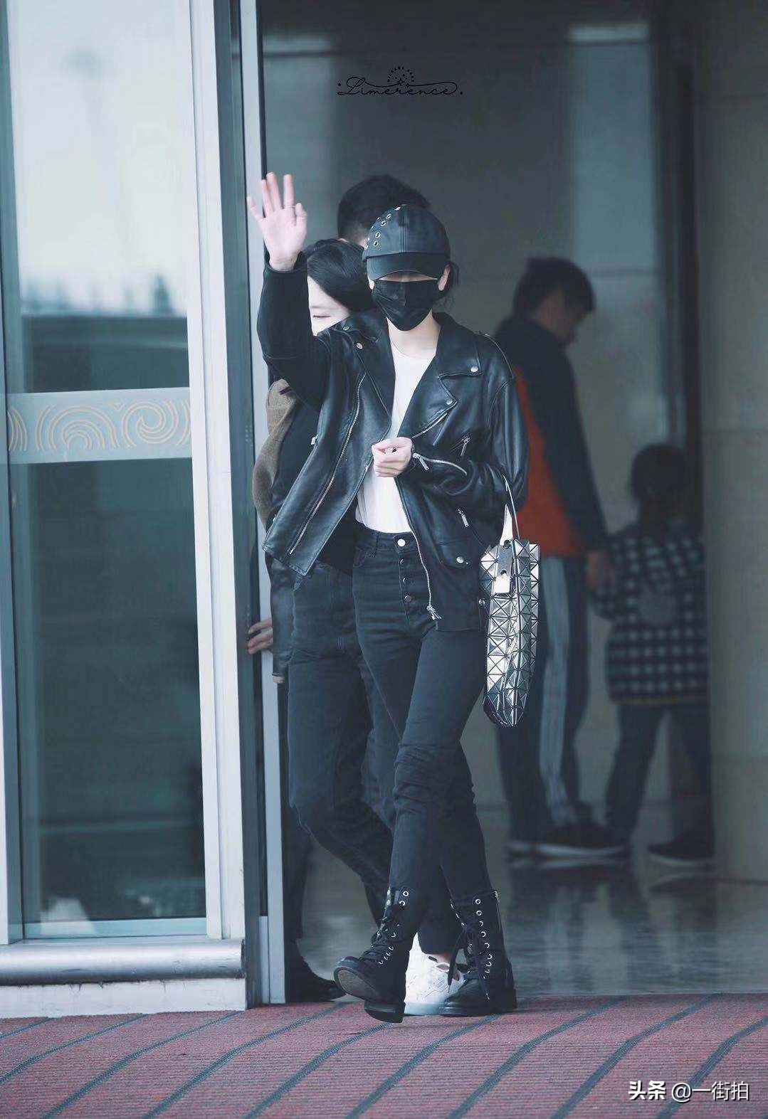 迪丽热巴同款大地色皮衣 (迪丽热巴黑酷皮衣造型)