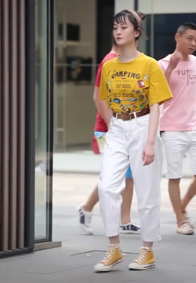 匡威穿到泛黄才经典,匡威经典款穿久了会变黄吗