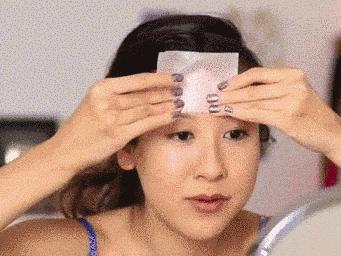 如何区分肤质干皮还是油皮,如何区别干皮或油皮肌肤