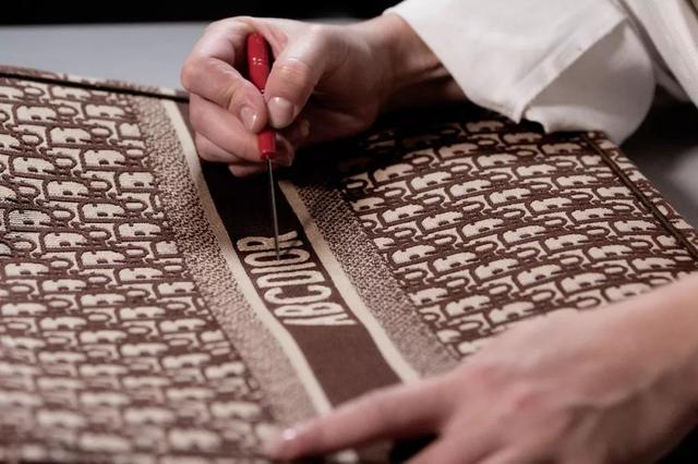 guccilv是什么牌子,时尚界的经典牌子