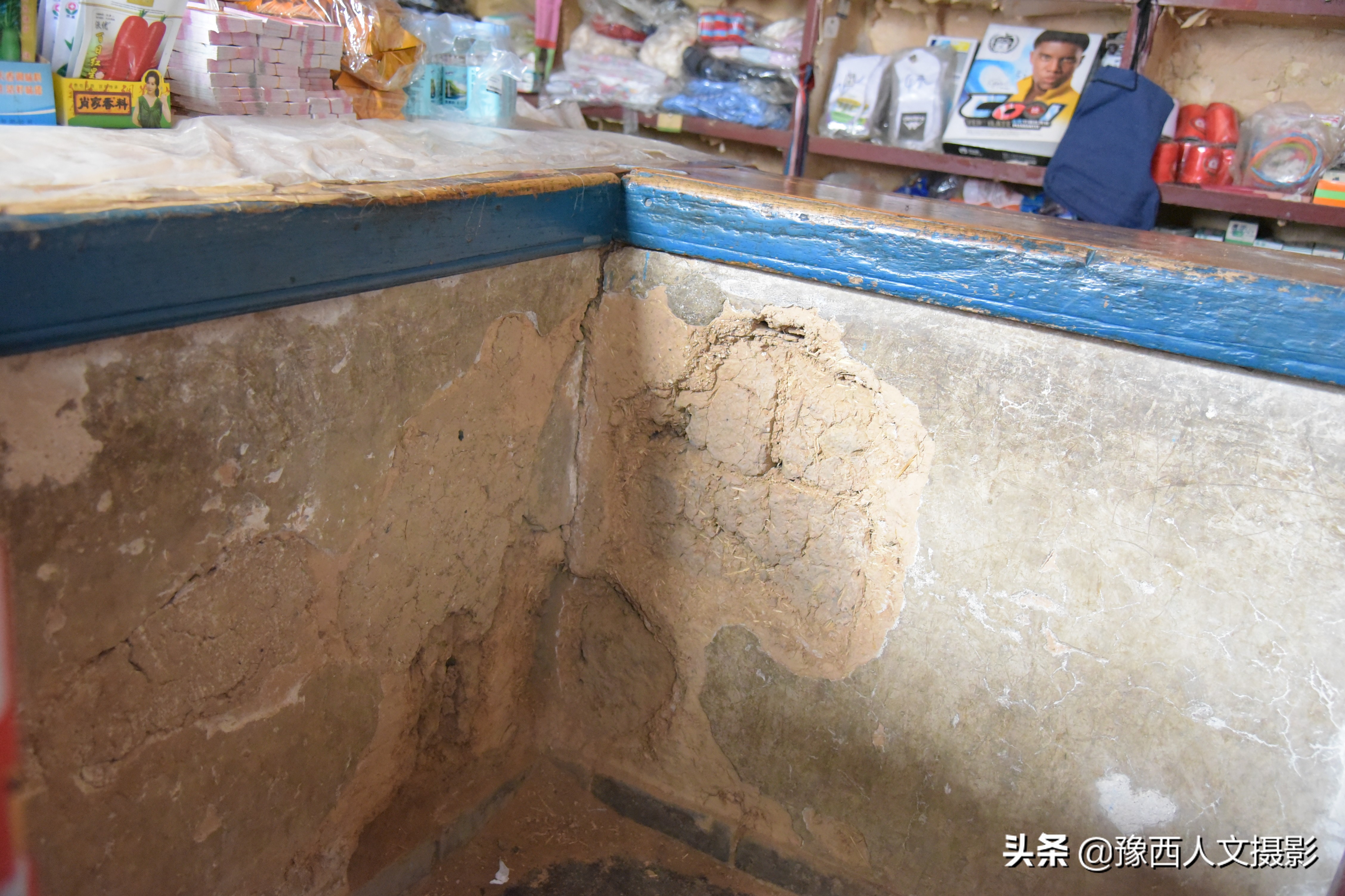 河南大叔供销社里卖货55年，一担两筐走遍全乡，商店模样70年没改