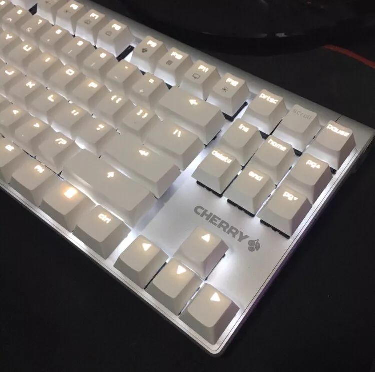 刚认识的女朋友情人节送什么礼物,情人节送四十多岁女朋友什么礼物