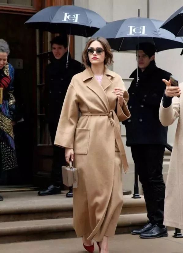 maxmara呢大衣,女人必须要有一件maxmara驼色大衣